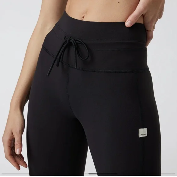 Vuori Black Leggings - Picture 4 of 6